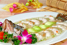 春节年夜饭菜谱：清蒸桂鱼的做法