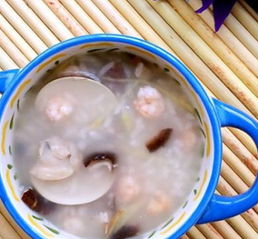 香菇蛤蜊海鲜粥的家常做法