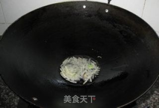 猪红韭菜的做法步骤：3