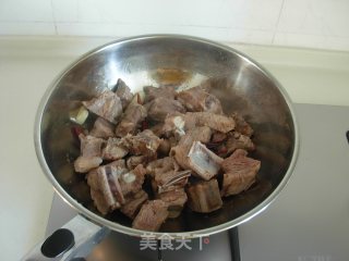 高压锅土豆炖排骨的做法步骤：4
