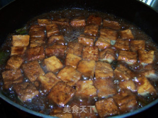 既简单又好吃的红烧豆腐的做法步骤：7