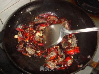 红烧小龙虾的做法步骤：2
