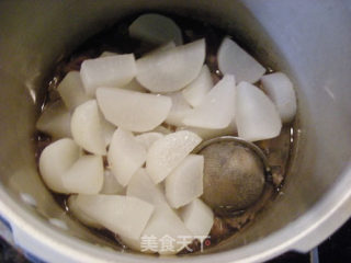 秘制广式萝卜牛腩汤的做法步骤：6