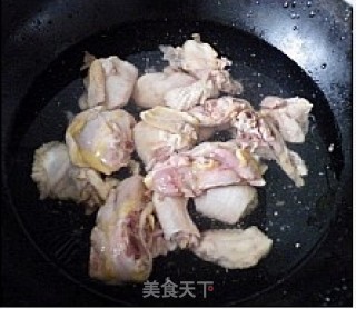 咸辣适中有嚼头的炒鸡做法-------干煸鸡的做法步骤：1