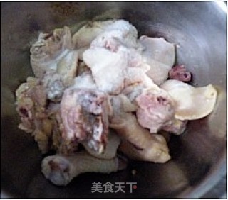 咸辣适中有嚼头的炒鸡做法-------干煸鸡的做法步骤：2