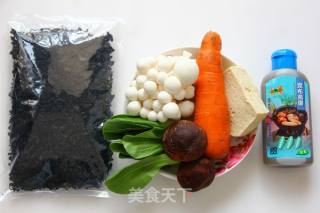 【美味素食】鲜菇海菜素菌汤的做法步骤：1