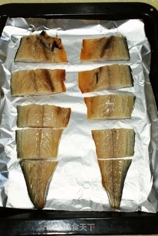 【烤鲅鱼干】--地道的胶东特色咸鱼干的做法步骤：6