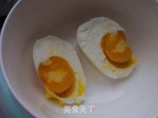 腌鸡蛋的做法步骤：3