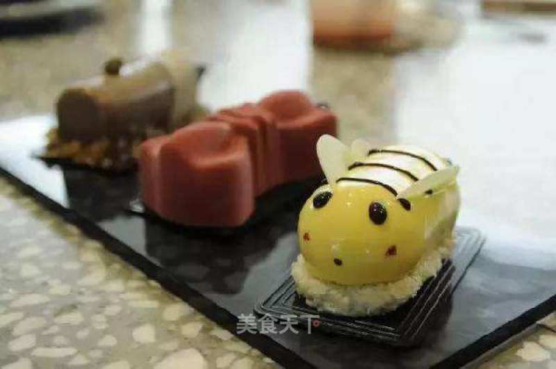 惠州DIY蛋糕-小蜜蜂DIY蛋糕的做法