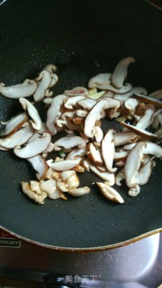 鲜味香菇面的做法步骤：6