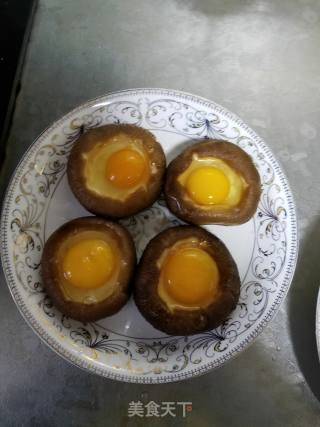 香菇酿鸽子蛋的做法步骤：2