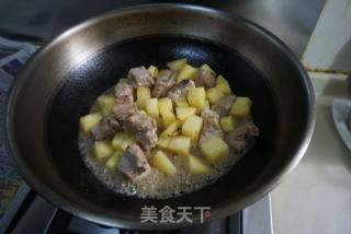 咖喱排骨土豆的做法步骤：7