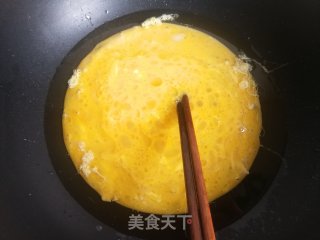 香菇槐花鸡蛋饺的做法步骤：4