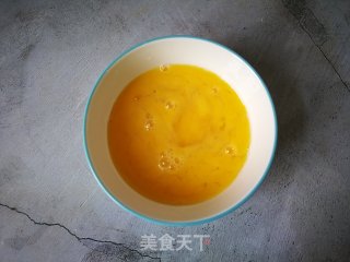胡萝卜炒鸡蛋的做法步骤：3