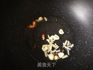 白菜炒虾仁的做法步骤：7