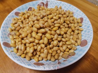煮黄豆的做法步骤：6