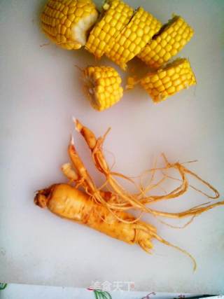 鲜人参玉米炖排骨汤的做法步骤：5