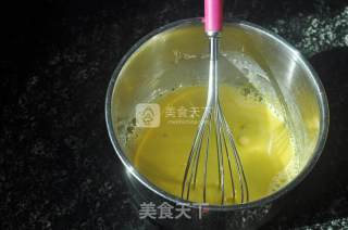 压力锅（电饭煲）做戚风蛋糕（详细做法）的做法步骤：4