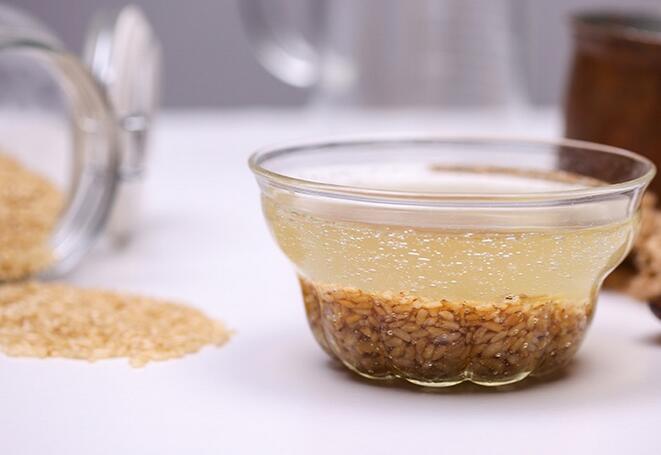 清凉爽口，有提神、健胃之功效的焌米茶怎么做？