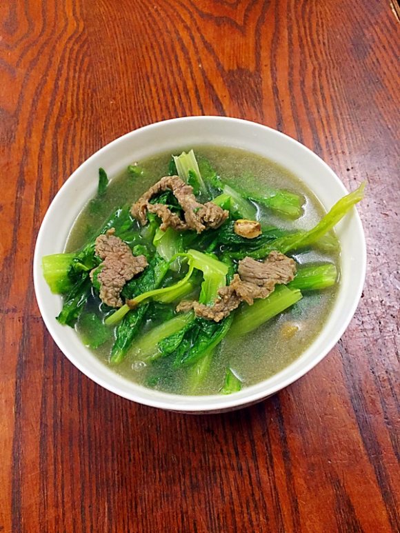 油麦菜牛肉汤