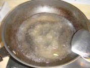 金针粉丝青菜汤的做法步骤1