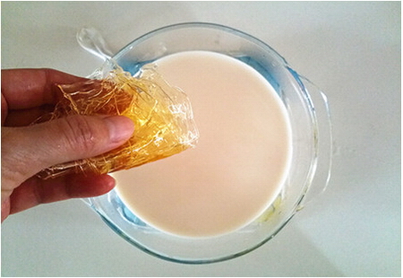 木瓜牛奶冻步骤1