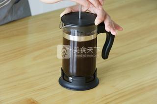 咖啡椰奶棒冰的做法步骤：5
