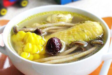 茶树菇炖鸡汤,茶树菇炖鸡汤的做法,茶树菇鸡汤