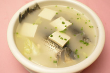 鲫鱼豆腐汤的做法 