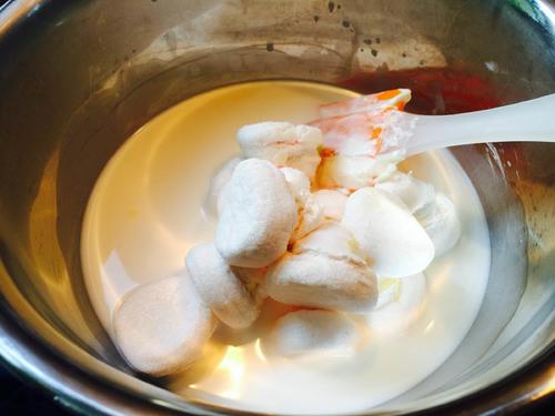 牛奶棉花糖冰激凌的做法