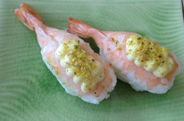 寿司的做法——芝士虾寿司