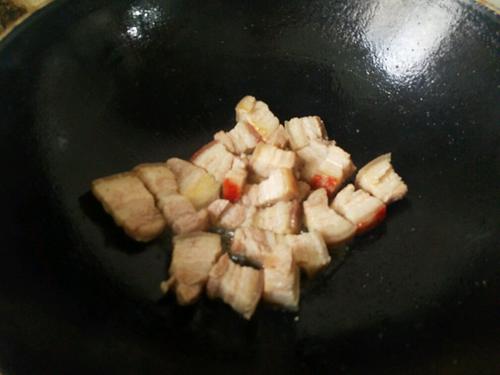 红薯烧肉的做法
