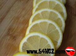 柠檬蜂蜜水的做法2