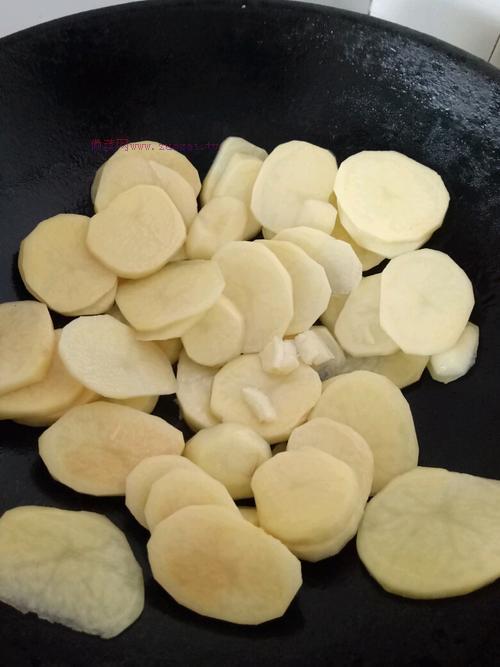 香煎土豆片的做法