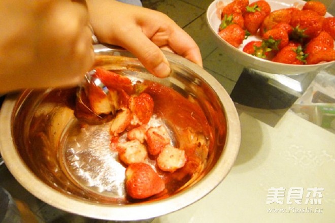 草莓酸奶的做法的做法