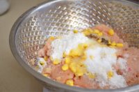 鸡肉玉米肠的做法步骤3