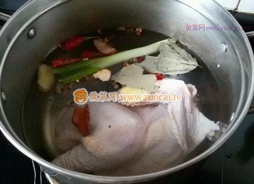水煮鸡的做法