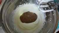 栗子奶油蛋糕卷的做法步骤12
