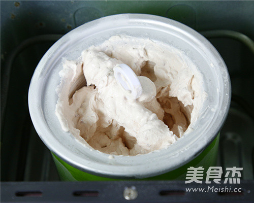 清凉冰爽蔓越莓奶油冰淇淋的做法