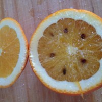 止咳秘籍：盐蒸红橙的做法图解3