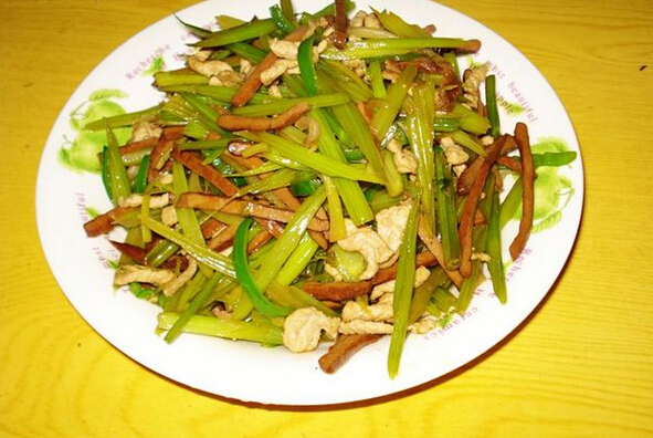 茶干炒西芹怎么做?