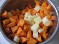 土豆牛肉胡萝卜焖饭的做法步骤1
