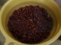 枸杞红枣红豆粥的做法步骤1