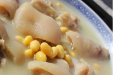 黄豆炖猪蹄汤的做法介绍