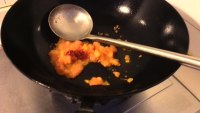 煎蛋茄汁炒面的做法步骤10