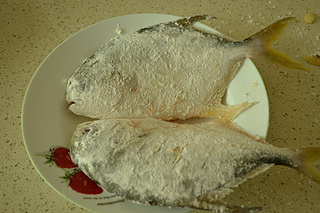 红烧鱼的做法步骤：4