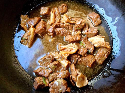 豆腐烩牛肉的做法