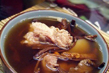 茶树菇排骨汤简单做法