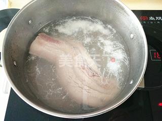 【回锅肉豆干】的做法步骤：1