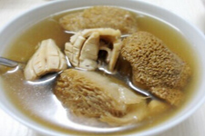 猴头菇墨鱼养胃汤